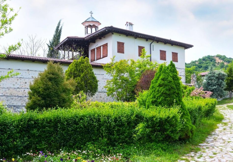 Екскурзия до Чепеларе, Рожен, Смолян, Асенова крепост и пещера Ухловица! Автобусен транспорт от София или Плевен + 1 нощувка със закуска на човек, снимка 4