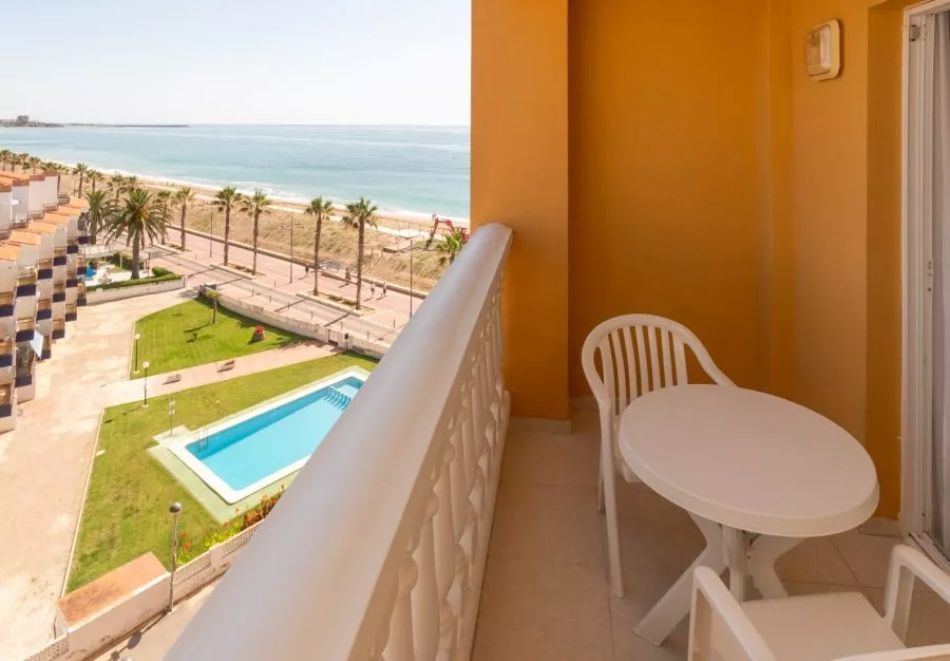 Ранни записвания на първа линия в Коста Азаар, Испания + 2 екскурзии! Самолетен билет от София + 7 нощувки на човек със закуски и вечери в Gran Hotel Peniscola 4*, снимка 8