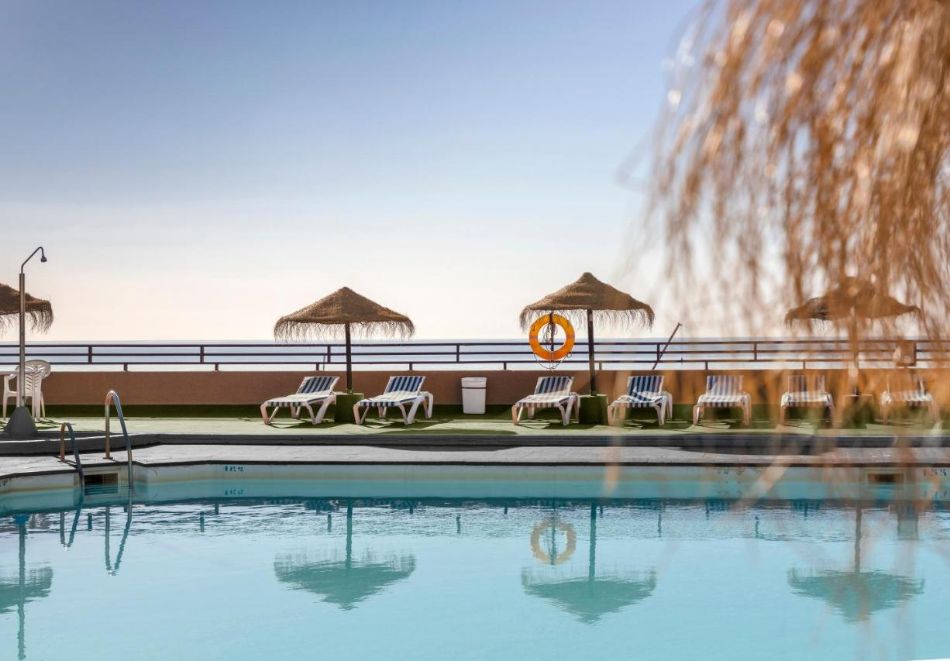 Ранни записвания на първа линия в Коста Дел Сол, Испания+ панорамна обиколка на Малага! Самолетен билет от София + 7 нощувки на човек със закуски и вечери в LAS PALMERAS 4*, Фуенхирола, снимка 4