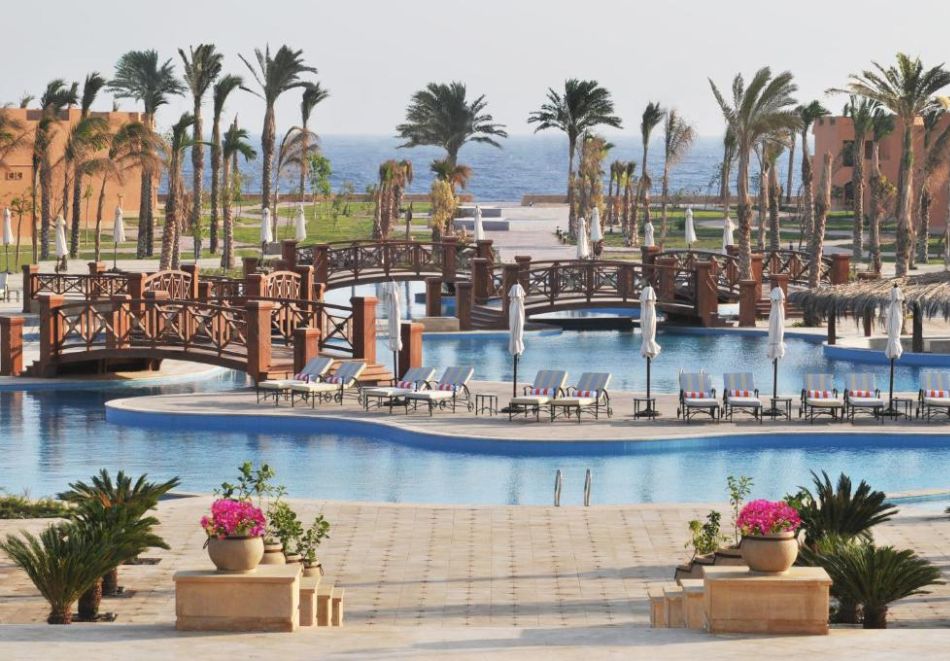 На първа линия в хотел JAZ Grand Marsa 5*, Марса Алам, Египет! 7 All Inclusive нощувки на човек с полет от София, снимка 2