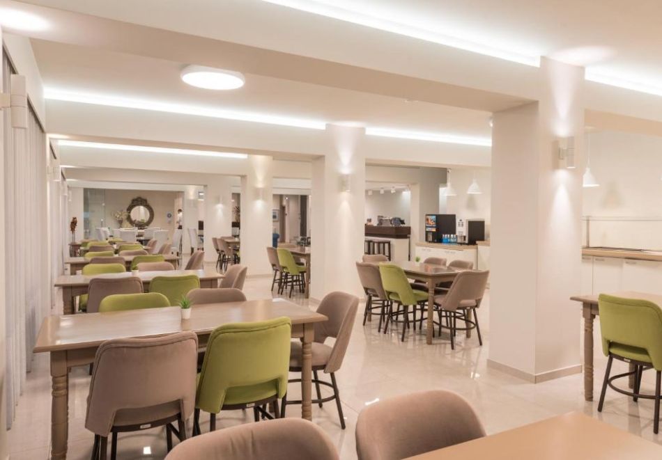 Ранни записвания на 20м. от плажа в Паралия Катерини! Нощувка на човек със закуска и възможност за вечеря в хотел Regina Mare***, Гърция, снимка 15