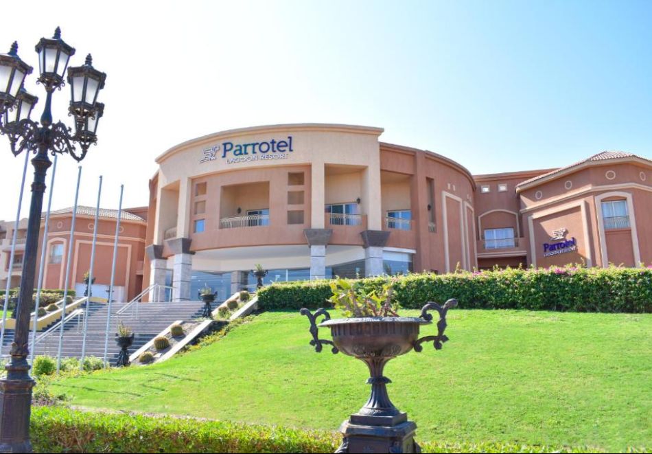 7 All Inclusive нощувки на човек + чартърен полет от София в PARROTEL LAGOON RESORT 5*, Шарм ел-Шейх, Египет!, снимка 2