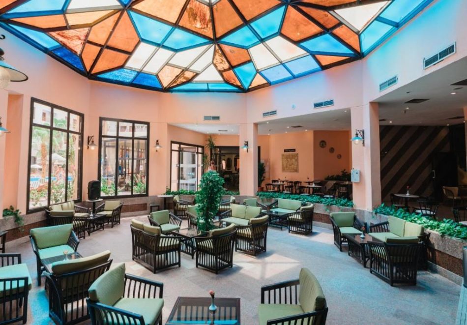 На първа линия в Хургада, Египет! Самолетен билет от София + 7 All Inclusive нощувки на човек в EMPIRE BEACH AQUA PARK, снимка 6