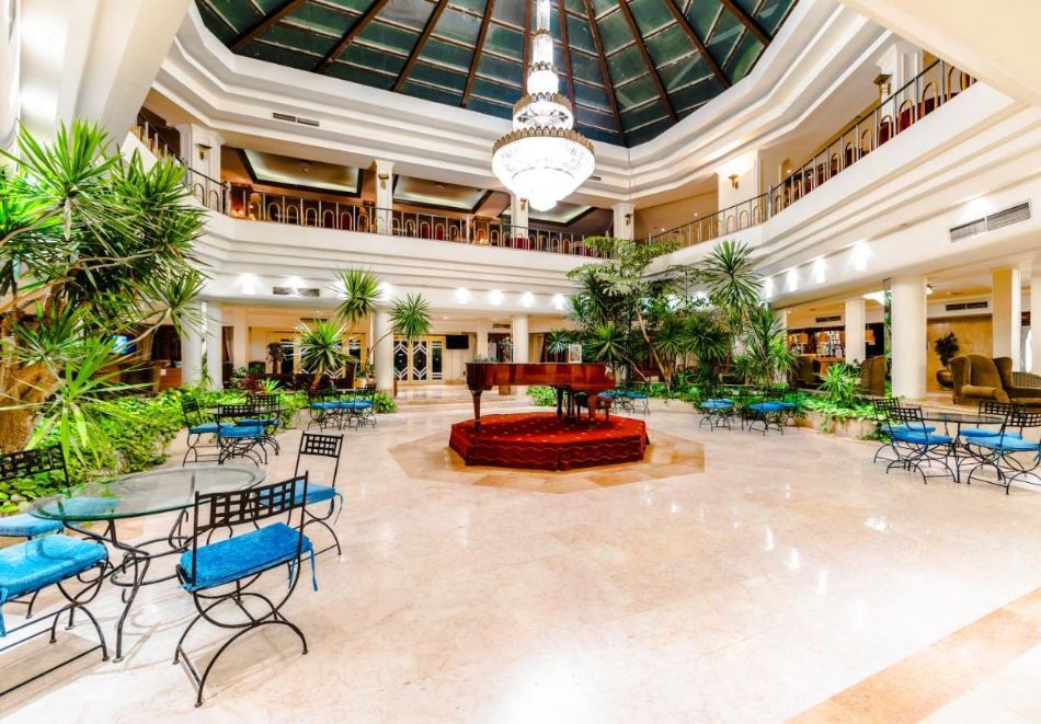 На първа линия в Хургада, Египет! Самолетен билет от София + 7 All Inclusive нощувки на човек в GRAND HOTEL 4*, снимка 10