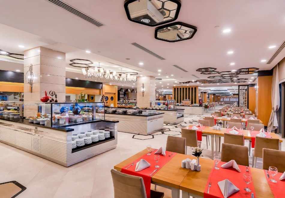 Нова Година в Анталия с полет от София, Варна или Пловдив + 4 нощувки на база Ultra All Inclusive на човек в Sensitive Premium Resort and SPA 5, Белек. Задължително доплащане за Новогодишна вечеря!, снимка 6