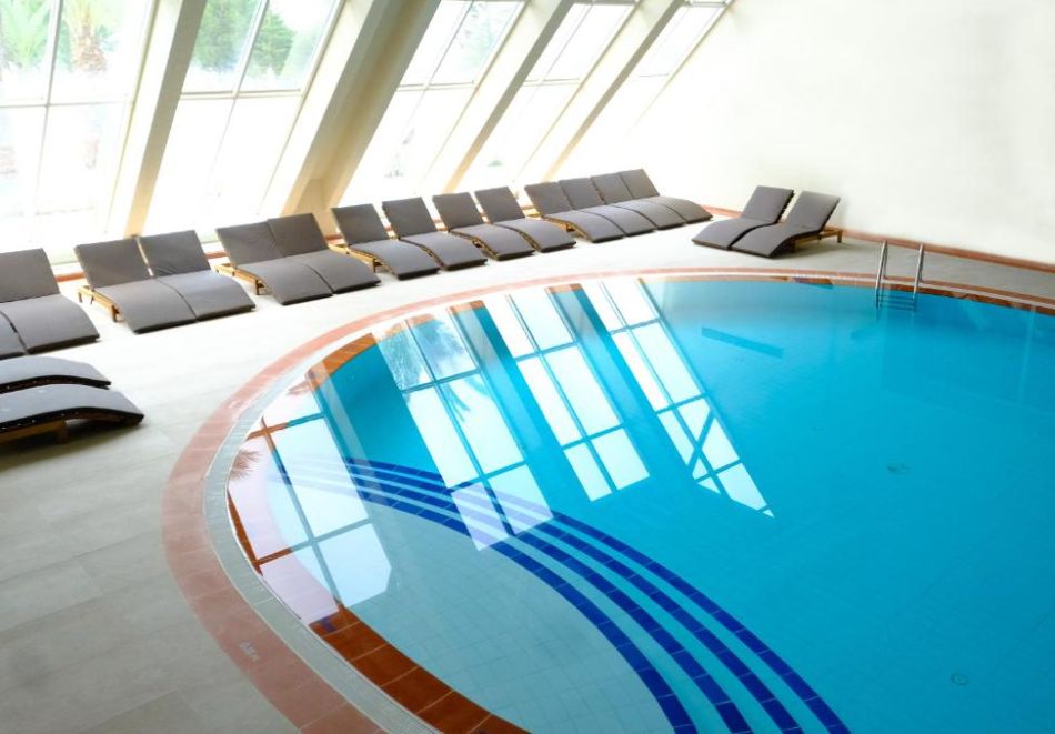 Нова Година в Анталия с полет от София, Варна или Пловдив + 4 нощувки на база Ultra All Inclusive на човек в Paloma Perissia 5*, Сиде. Задължително доплащане за Новогодишна вечеря!, снимка 3