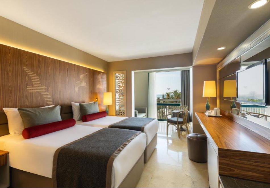 Нова Година в Анталия с полет от София, Варна или Пловдив + 4 нощувки на база Ultra All Inclusive на човек в Paloma Perissia 5*, Сиде. Задължително доплащане за Новогодишна вечеря!, снимка 4