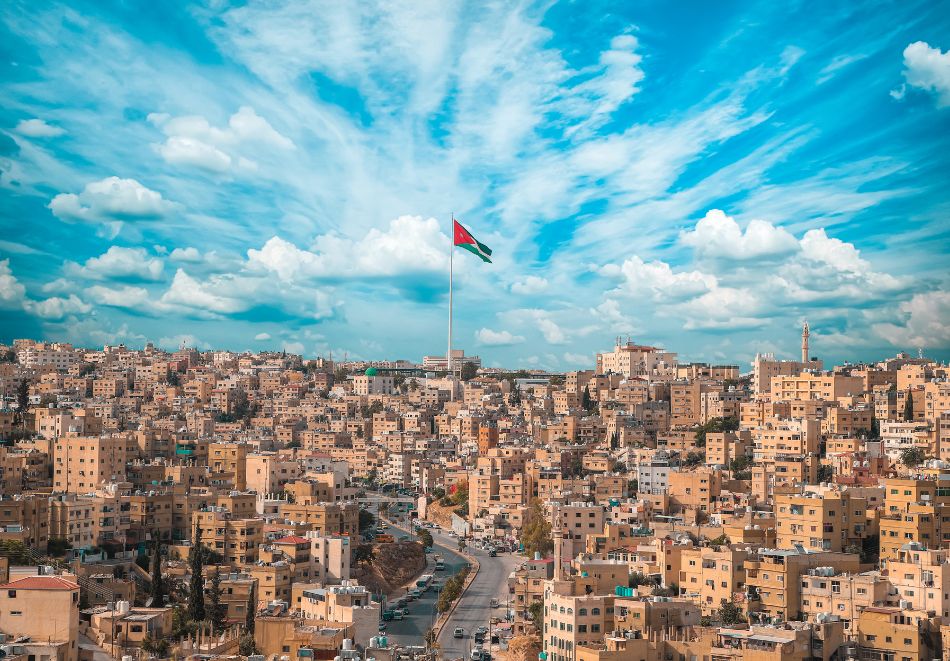 Почивка в Йордания! Самолетен билет от София + 7 нощувки на човек със закуски в Al Qidra Hotel and Suites Aqaba Standard 3*. Възможност за посещение на град Петра и сафари в пустинята Уади Рум, снимка 3