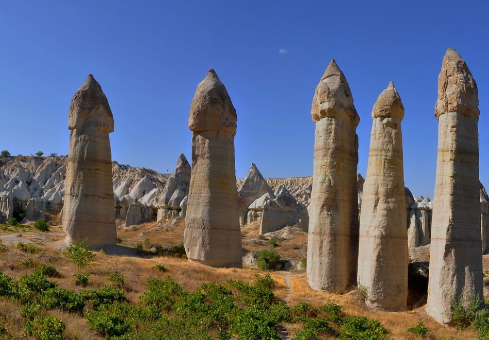 През 2026г. екскурзия до Кападокия, Турция! Чартърен полет от София + 4 нощувки на човек със закуски и вечери в TASKIN HOTEL 4* + екскурзия до крепостта Учхисар Калеси и Аванос!, снимка 7