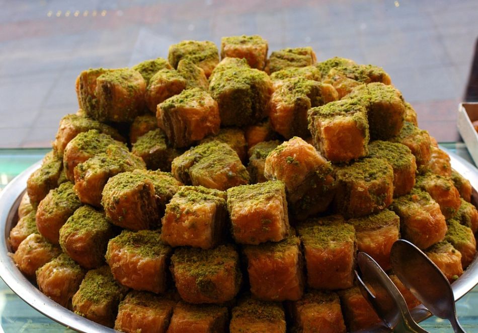 През 2026г. екскурзия до Кападокия, Турция! Чартърен полет от София + 4 нощувки на човек със закуски и вечери в TASKIN HOTEL 4* + екскурзия до крепостта Учхисар Калеси и Аванос!, снимка 8