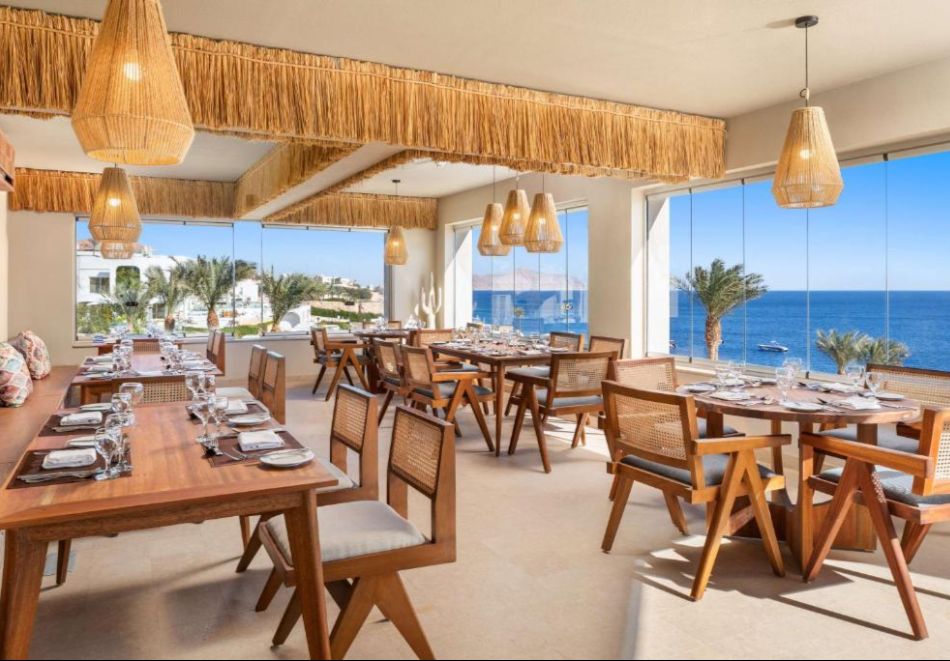 През ноември в DOUBLETREE BY HILTON SHARKS BAY RESORT 4*, Шарм ел Шейх, Египет! Полет от София + 7 нощувки на човек на база All inclusive, снимка 7