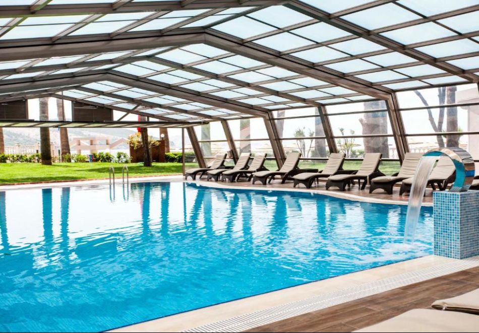 Нова Година в Tusan Beach Resort 5*, Кушадасъ, Турция! Автобусен транспорт + 4 Аll Inclusive нощувки на човек. Доплащане за Новогодишна вечеря!, снимка 4