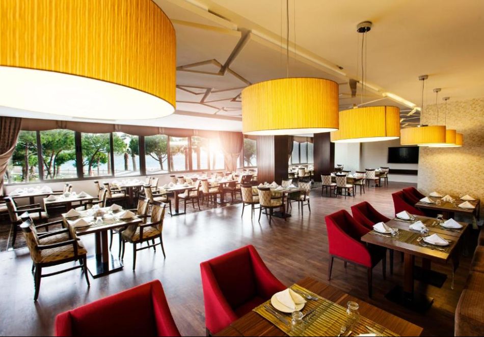 Нова Година в Tusan Beach Resort 5*, Кушадасъ, Турция! Автобусен транспорт + 4 Аll Inclusive нощувки на човек. Доплащане за Новогодишна вечеря!, снимка 8