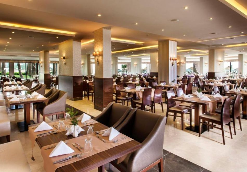 Нова Година в Tusan Beach Resort 5*, Кушадасъ, Турция! Автобусен транспорт + 4 Аll Inclusive нощувки на човек. Доплащане за Новогодишна вечеря!, снимка 6