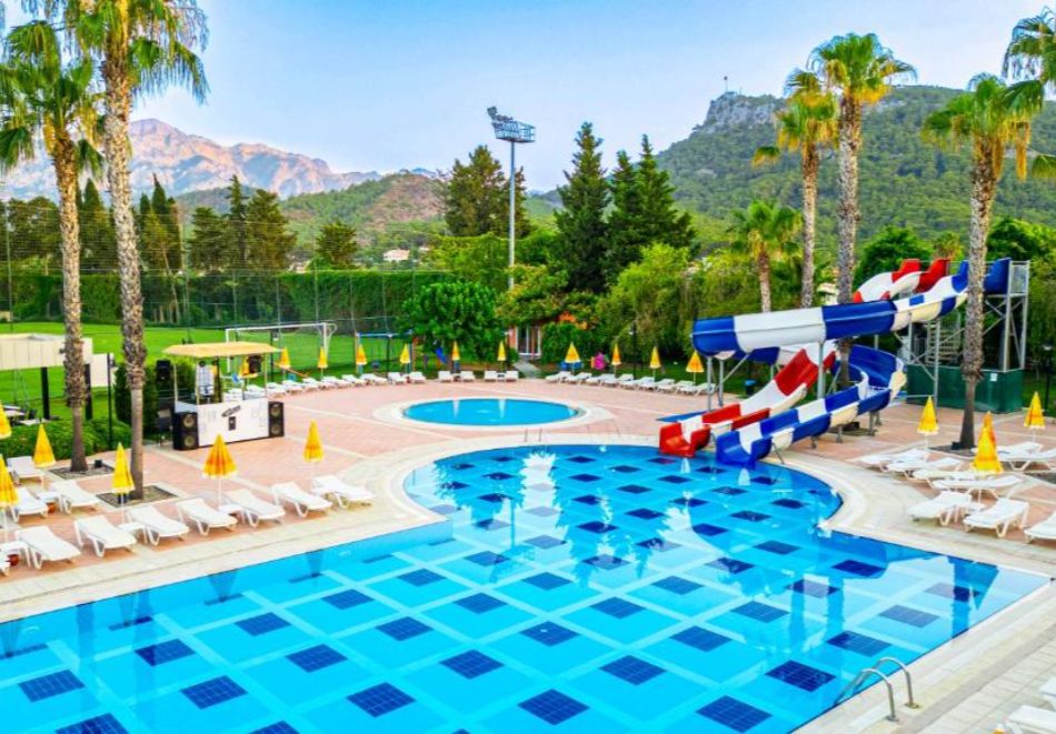 Ранни записвания за лято 2026г. в Алания, Турция!  Полет от София + 7 All Inclusive нощувки на човек във VIKING PARK 4*, снимка 3