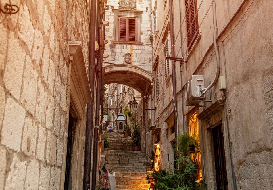 Будва, Котор, Дубровник 2026! Автобусен транспорт от София + 3 нощувки на човек със закуски и вечери, снимка 4