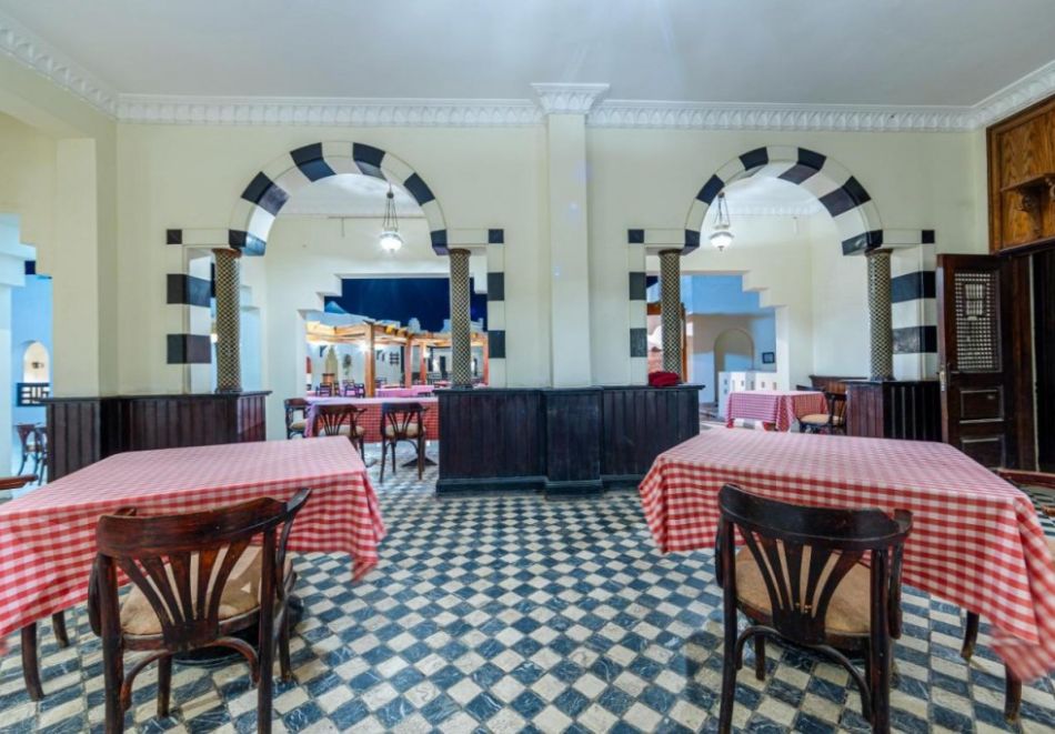 Последни места на първа линия в SHARM PLAZA 4*, Шарм ел-Шейх, Египет с полет от София + 7 All Inclusive нощувки на човек, снимка 9