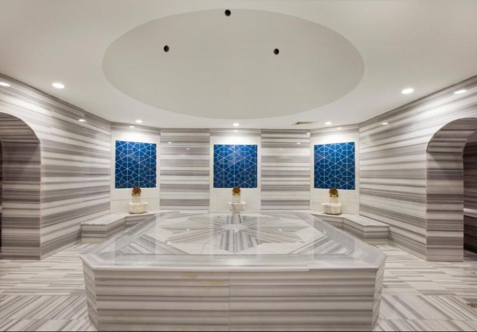 Нова Година в Лара, Турция с автобусен транспорт + 5 нощувки на база Ultra Аll Inclusive на човек в хотел Grand Park Lara 4*, снимка 3