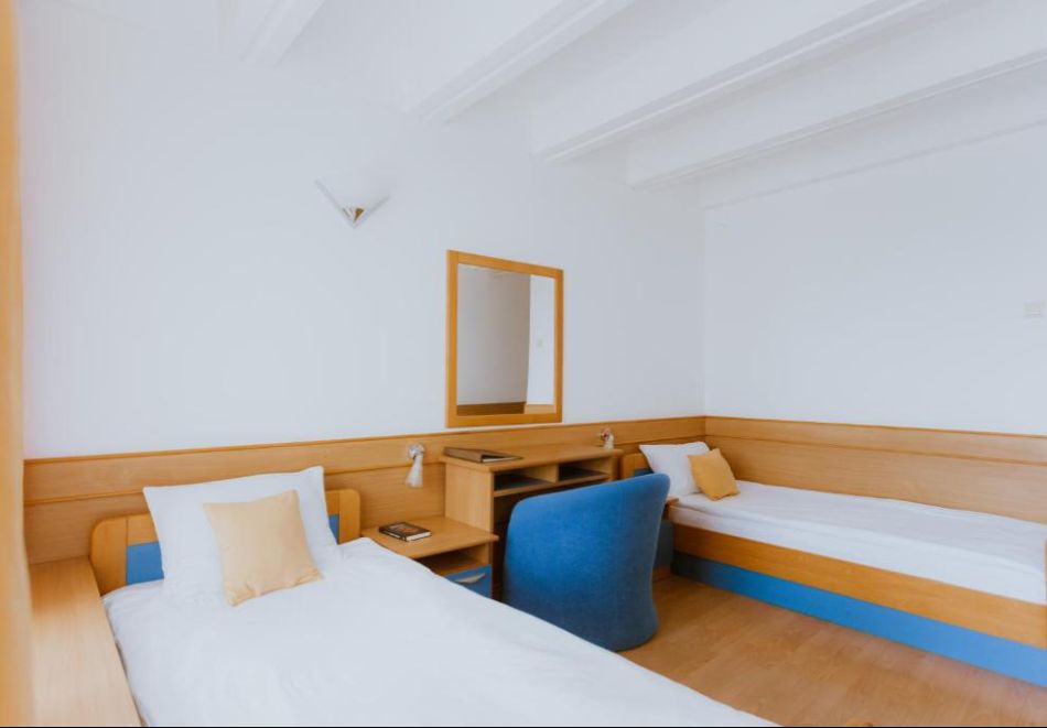 Нова Година във Върнячка баня, Сърбия! 3 нощувки на човек със закуски, стандартна вечеря + 2 Гала вечери с напитки и жива музика в HEALTH RESORT MERKUR. Собствен транспорт, снимка 6