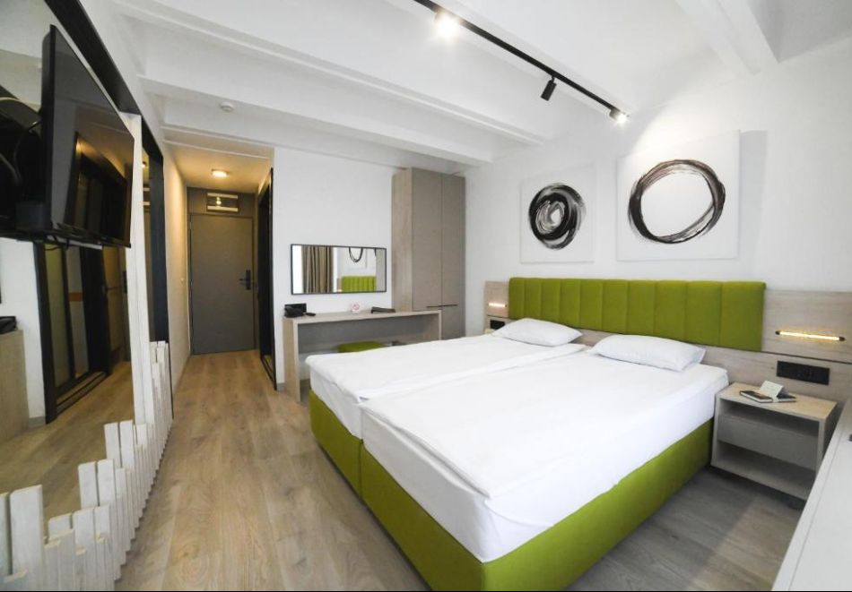 Нова Година във Върнячка баня, Сърбия! 3 нощувки на човек със закуски, стандартна вечеря + 2 Гала вечери с напитки и жива музика в HEALTH RESORT MERKUR. Собствен транспорт, снимка 5