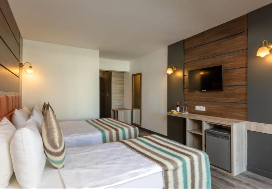 През 2026 - 7 дневна ULTRA Аll Inclusive почивка на човек в Maya World Didyma 4*, Дидим, Турция + автобусен транспорт. Дете до 7г. БЕЗПЛАТНО!, снимка 6