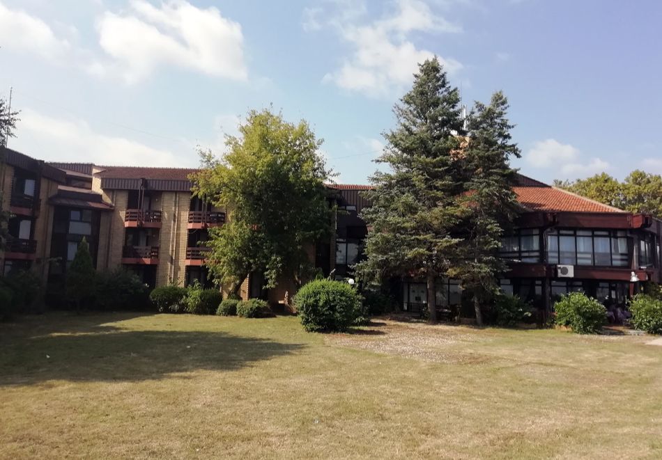 Нова Година в HOTEL GOLUBACKI GRAD, Голубац Сърбия! 2 или 3 нощувки на човек със закуски, 1 обяд, вечери + Новогодишна вечеря с напитки. Собствен транспор.т, снимка 3