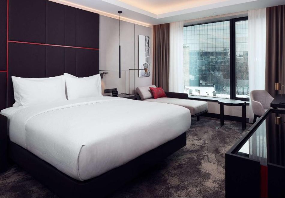 Нова 2026 година в Белград! 3 нощувки на човек със закуски в хотел Hotel Hilton Belgrade 4* с възможност за празнична новогодишна вечеря от ТА Йонека Турс, снимка 7