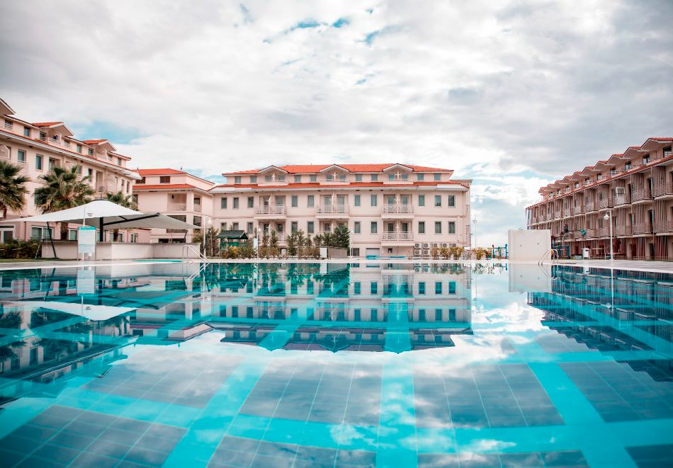 Нова Година в Памуккале, Турция! 3, 4 или 5 нощувки на човек със закуски, обеди и вечери в ADEMPIRA TERMAL & SPA HOTEL 5*. Доплащане за Гала вечеря, снимка 2