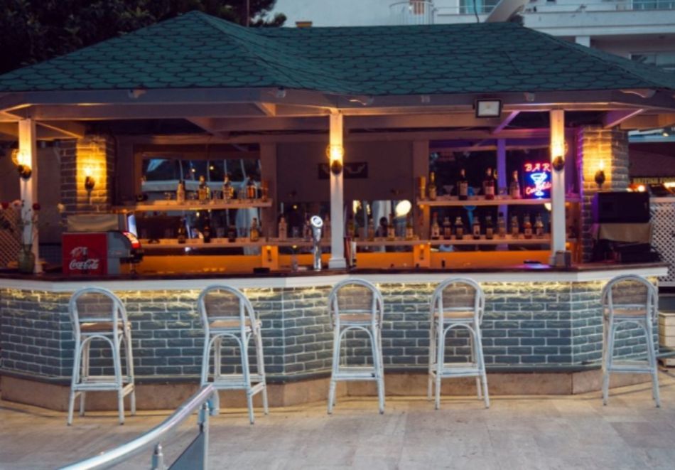 Ранни записвания на 50м. от плажа в PORTOFINO HOTEL 4*, Мармарис, Турция! Чартърен полет от София + 7 нощувки на човек на база All Inclusive!, снимка 8