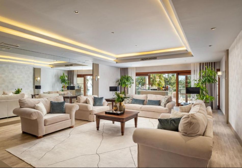 Нова година в Кемер, Турция! Транспорт + 4 нощувки на човек на база All inclusive + задължително доплащане за новогодишна вечеря в хотел LIMAK LIMRA HOTEL & RESORT 5* от Ню Сън Травел. Тръгване от Варна, Слънчев бряг и Бургас!, снимка 8