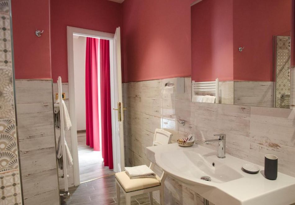 Коледно настроение във Флоренция! Чартър от София + 4 нощувки на човек със закуски в Settentrionale 4* + обзорна обиколка на Перуджа, снимка 6