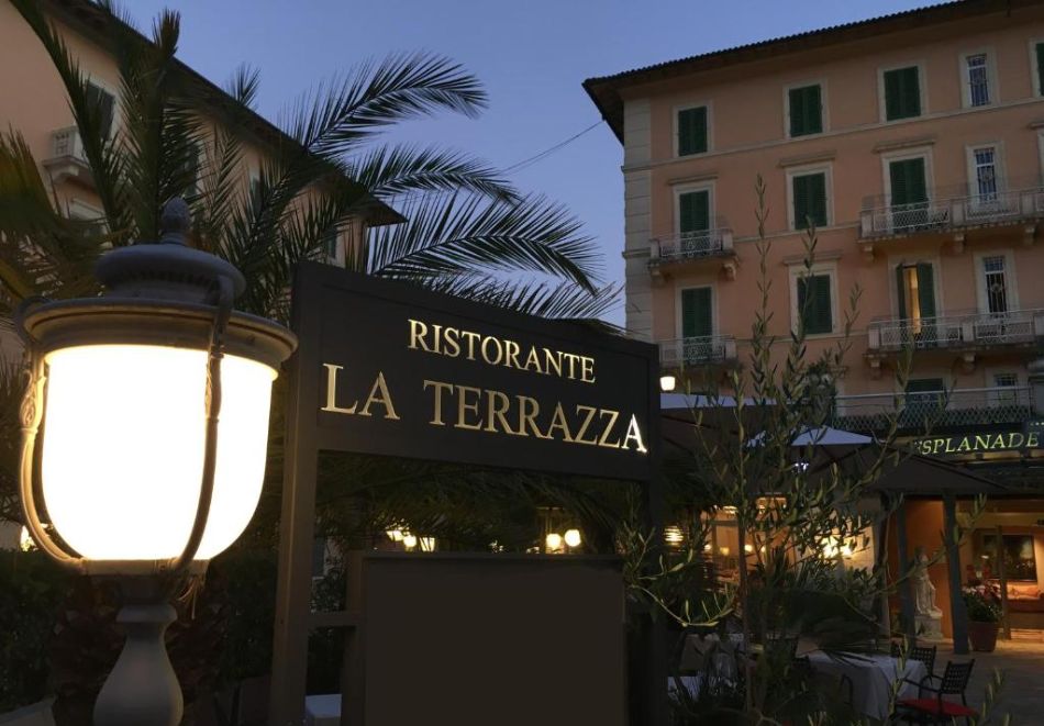 Коледно настроение във Флоренция! Чартър от София + 4 нощувки на човек със закуски в Settentrionale 4* + обзорна обиколка на Перуджа, снимка 9