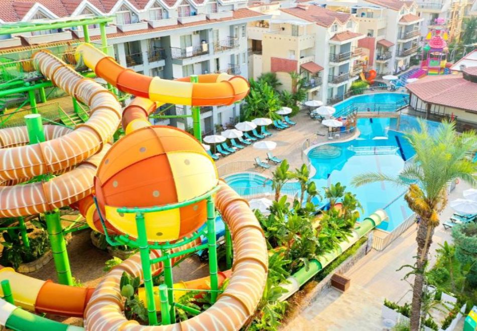 Ранни записвания на първа линия в Crystal Aura Beach Resort 5*, Кемер, Турция! Самолетен билет от София + 7 нощувки на човек на база Ultra All Inclusive, снимка 5