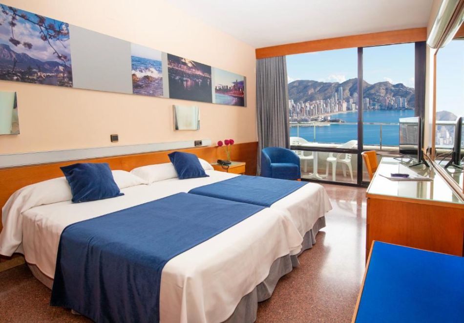 Ранни записвания за Коста Бланка, Испания + панорамна обиколка на Валенсия! Самолетен билет от София + 7 нощувки на човек със закуски и вечери в Gran Hotel Bali 4*, Бенидорм, снимка 4