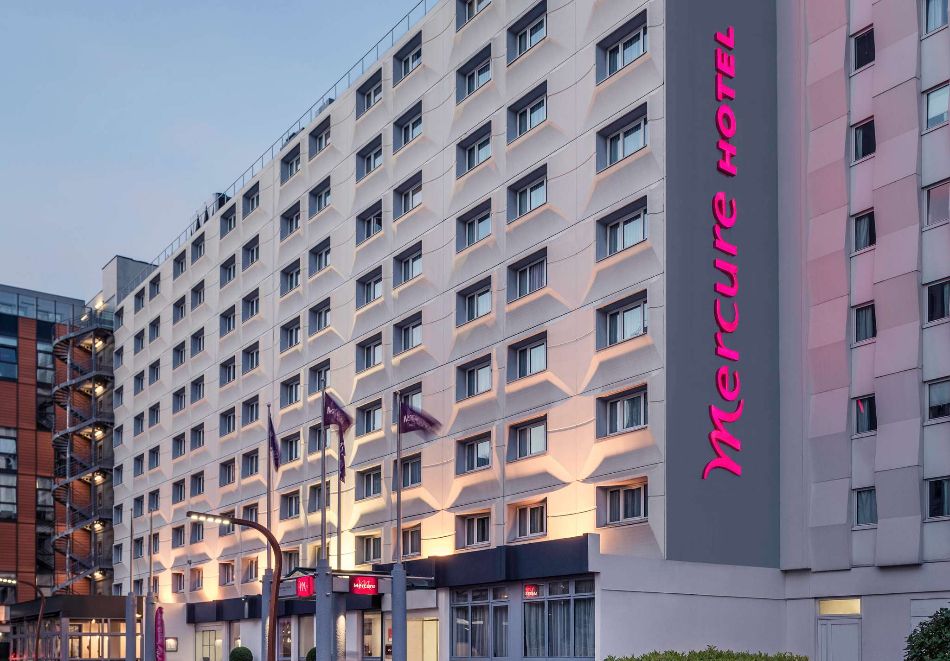 Последни места! Посетете Париж с полет от София + 3 нощувки на човек със закуски в хотел Mercure dOrleans 4*. Възможност за допълнителни екскурзии, снимка 2