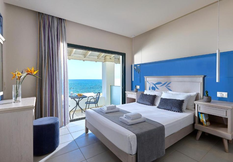 Ранни записвания за лято 2026 на 350 м от плажа на о.Крит, Гърция! Полет от София + 7 нощувки със закуски и вечери на човек в Castello Village Resort, Сиси, Гърция, снимка 8