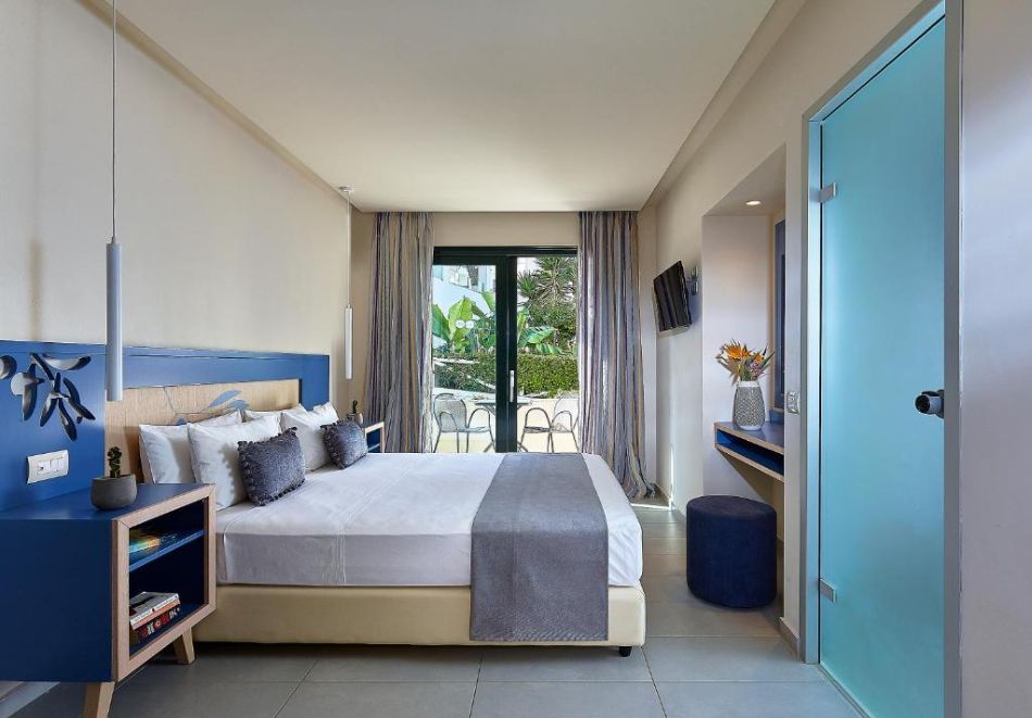 Ранни записвания за лято 2026 на 350 м от плажа на о.Крит, Гърция! Полет от София + 7 нощувки със закуски и вечери на човек в Castello Village Resort, Сиси, Гърция, снимка 6