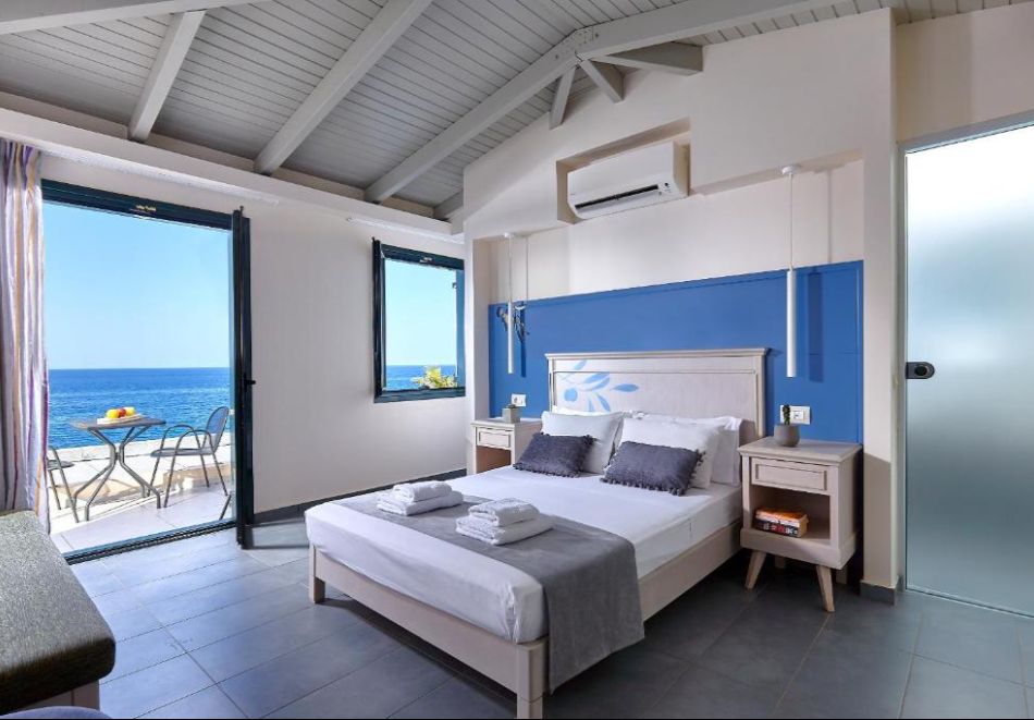 Ранни записвания за лято 2026 на 350 м от плажа на о.Крит, Гърция! Полет от София + 7 нощувки със закуски и вечери на човек в Castello Village Resort, Сиси, Гърция, снимка 12