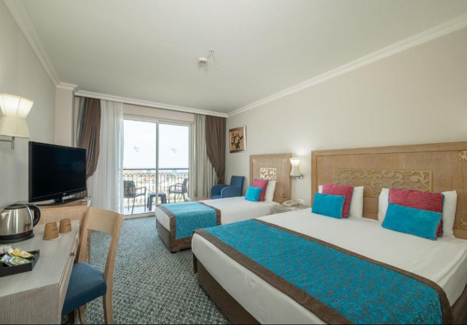 Ранни записвания през май на първа линия в Crystal Family Resort And Spa 5*, Белек, Турция! Самолетен билет от София + 7 Ultra All Inclusive нощувки на човек, снимка 10