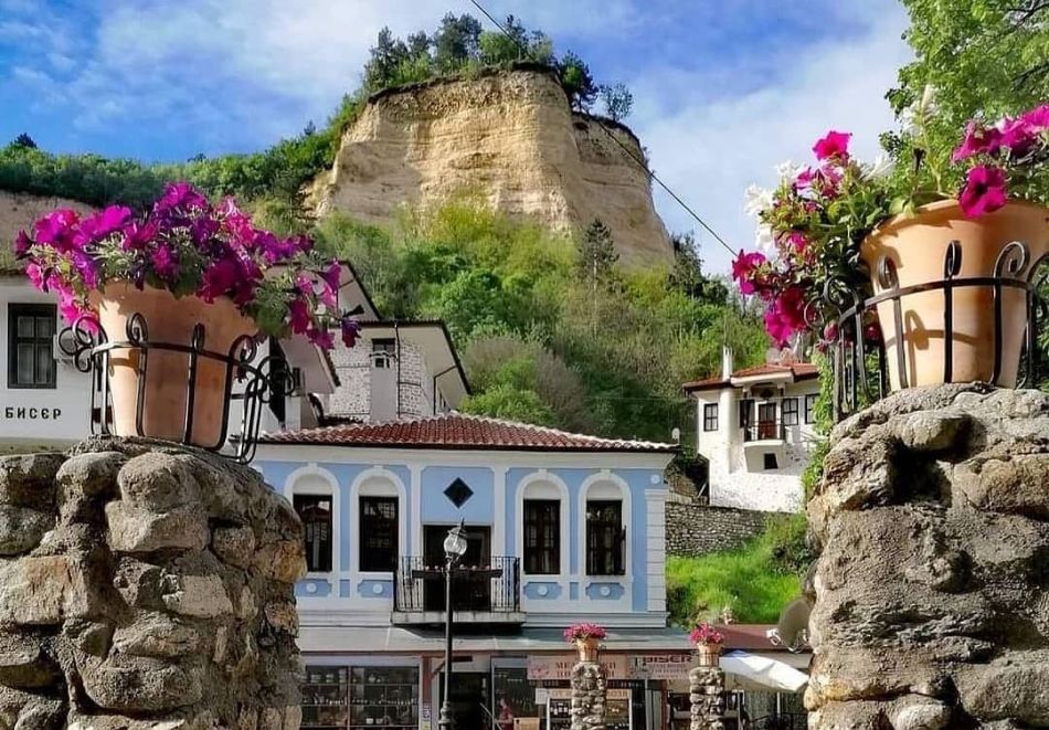 Екскурзия до Ксанти, Сандански, Мелник и Рупите + нощувка със закуска и транспорт за един човек, снимка 4