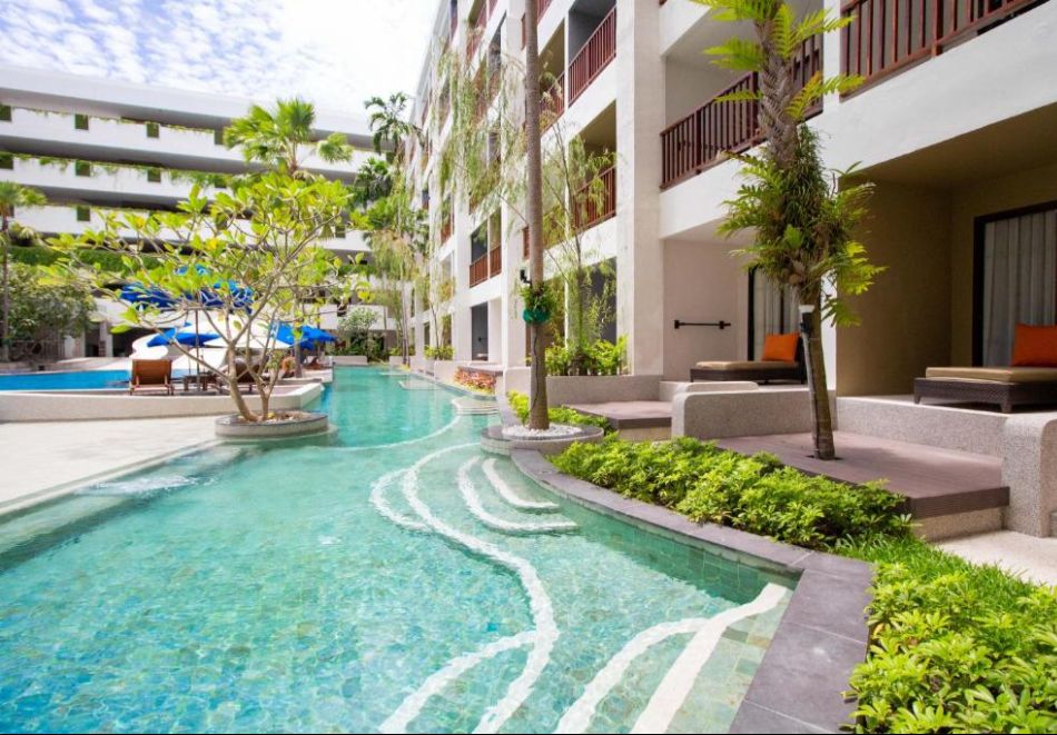 Почивка на о-в Пукет: Полет от София + 8 нощувки на човек със закуски в Deveena Plaza Patong 4*, снимка 3