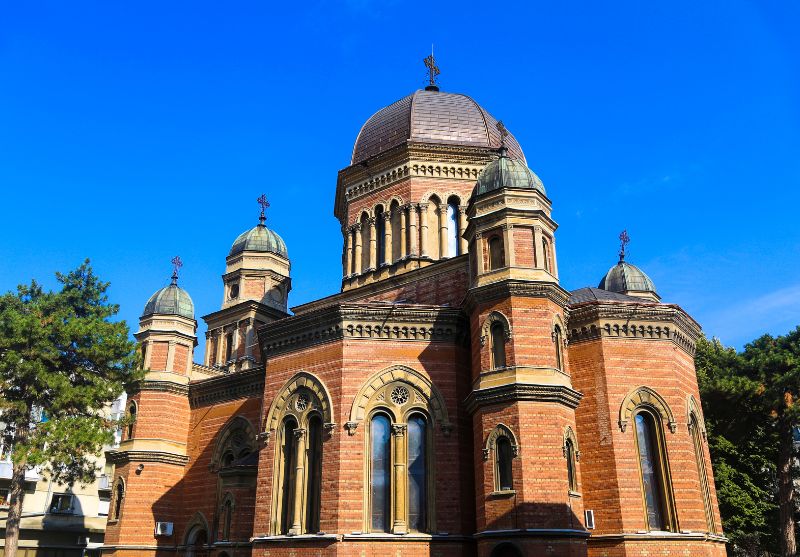 Фестивал на цветята в Крайова, Румъния: Транспорт на човек + посещение на  парк 