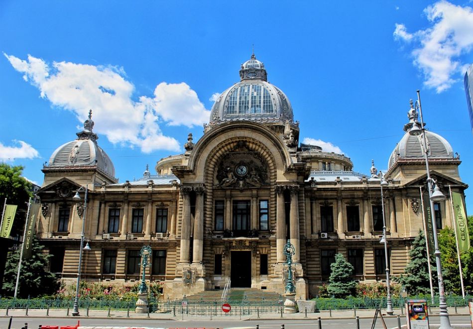 Еднодневен шопинг до Букурещ: Транспорт на човек + посещение на търговски център 