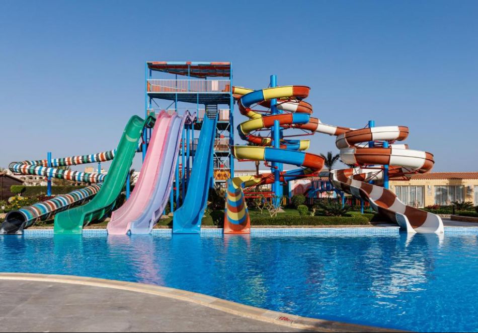 Ранни записвания на първа линия в Хургада, Египет: Полет от София + 7 нощувки на човек на база All Inclusive в Sunrise Solara Aqua Park Resort 4*, снимка 5