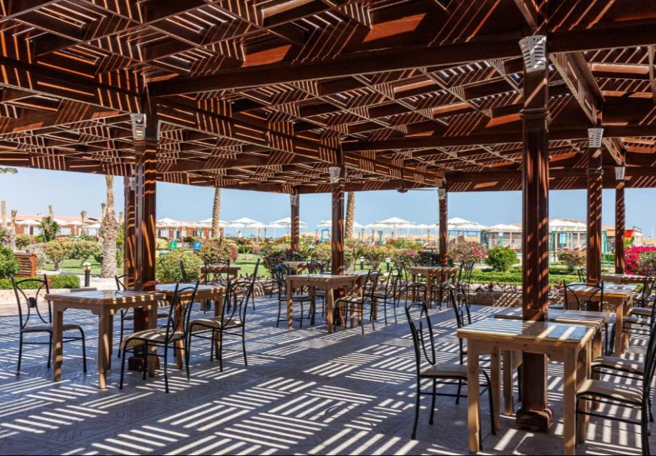 Ранни записвания на първа линия в Хургада, Египет: Полет от София + 7 нощувки на човек на база All Inclusive в Sunrise Solara Aqua Park Resort 4*, снимка 9