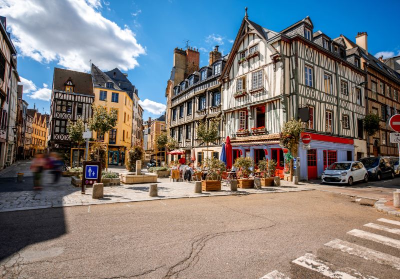 Екскурзия до Руан, Мон Сен Мишел, Амбоаз, Блоа и Париж, Франция: 5 нощувки на човек със закуски + самолетен билет от София + посещение на замъците по долината на Лоара, снимка 4