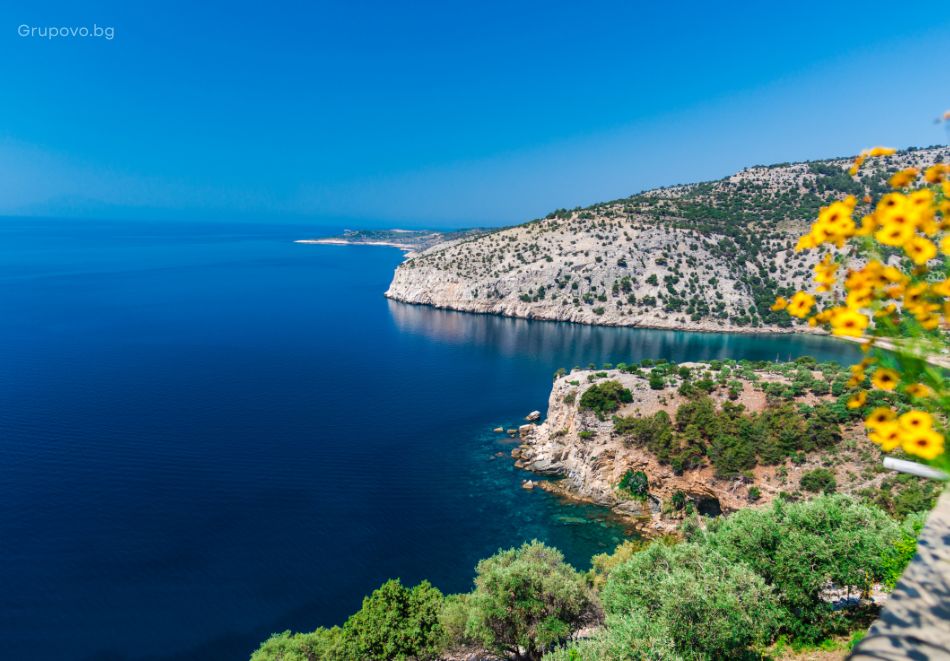 Великден на остров Тасос, Гърция: Автобусен транспорт + 3 нощувки на човек със закуски и вечери, снимка 2