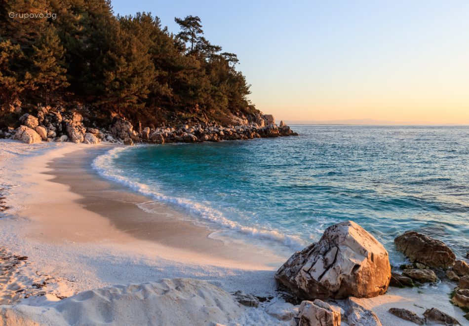 Великден на остров Тасос, Гърция: Автобусен транспорт + 3 нощувки на човек със закуски и вечери, снимка 5