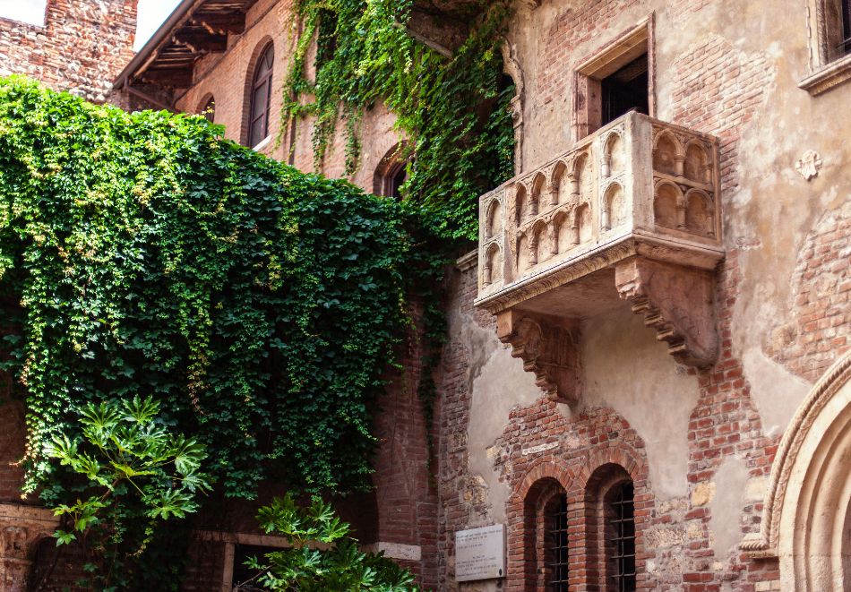 Екскурзия до Френска Ривиера и Лигурия: Автобусен транспорт + 5 нощувки на човек със закуски + туристическа програма в Милано, Монако, Ница, Кан, Генуа и Сирмионе, снимка 6