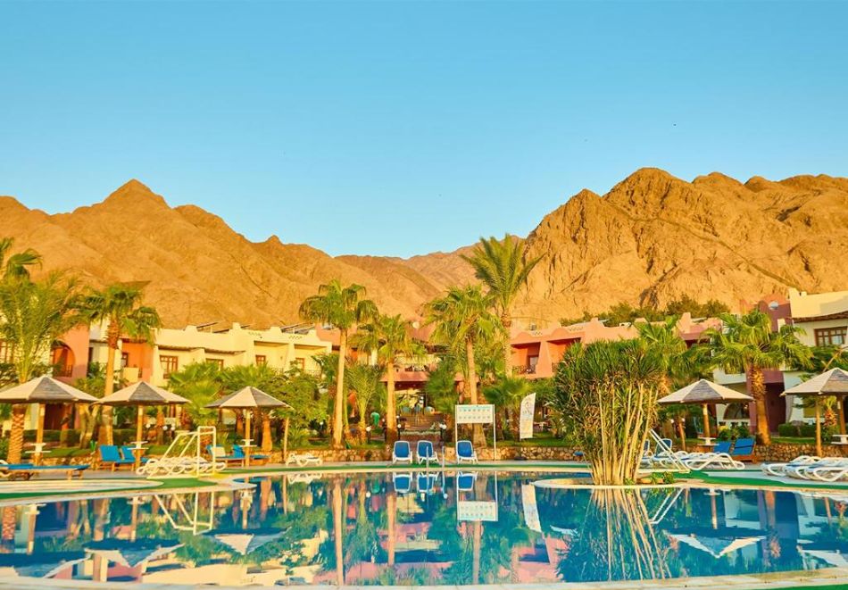 Ранни записвания в Шарм Ел Шейх, Египет: Полет от София + 7 нощувки All Inclusive на човек в хотел TROPITEL DAHAB OASIS 4*, снимка 2